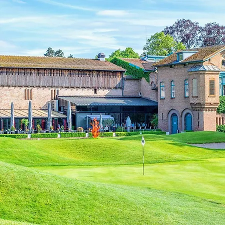 Le Kempferhof Golf Et Chateau-hotel 4*